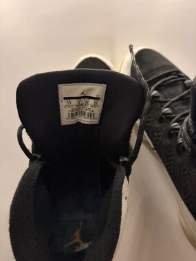 Air Jordan 9 Retro Black White Size 7Y (GS) Youth Sneakers 302359-021